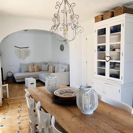 Casa Elsa Locdenia Holiday home *