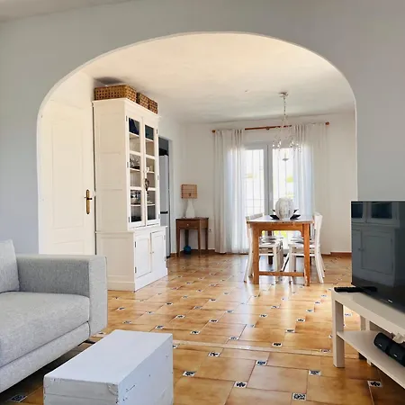 Casa Elsa Locdenia Nyaraló